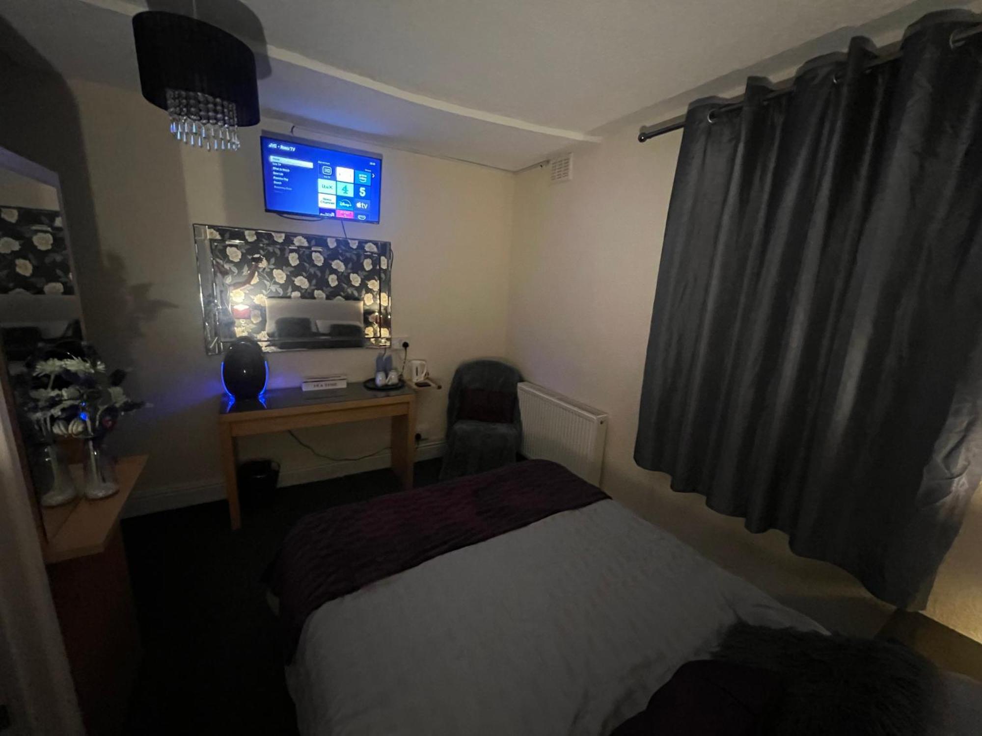 Deluxe Double Room,1760444141:JPEG